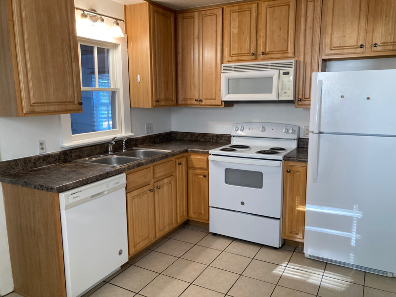 820 Polk Ave - Photo 6 of 16