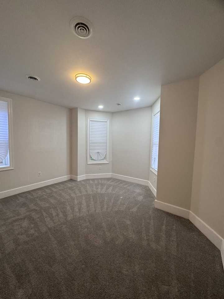 134 W Wyneva St - Photo 4 of 16