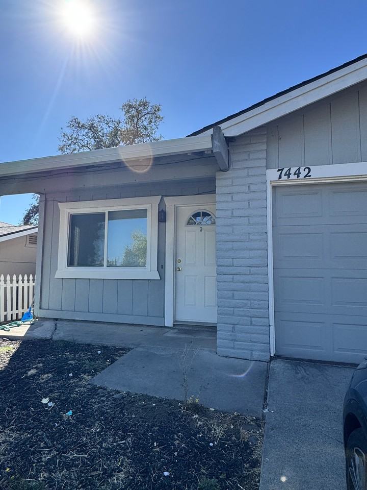 7442 Tierra Way #7442