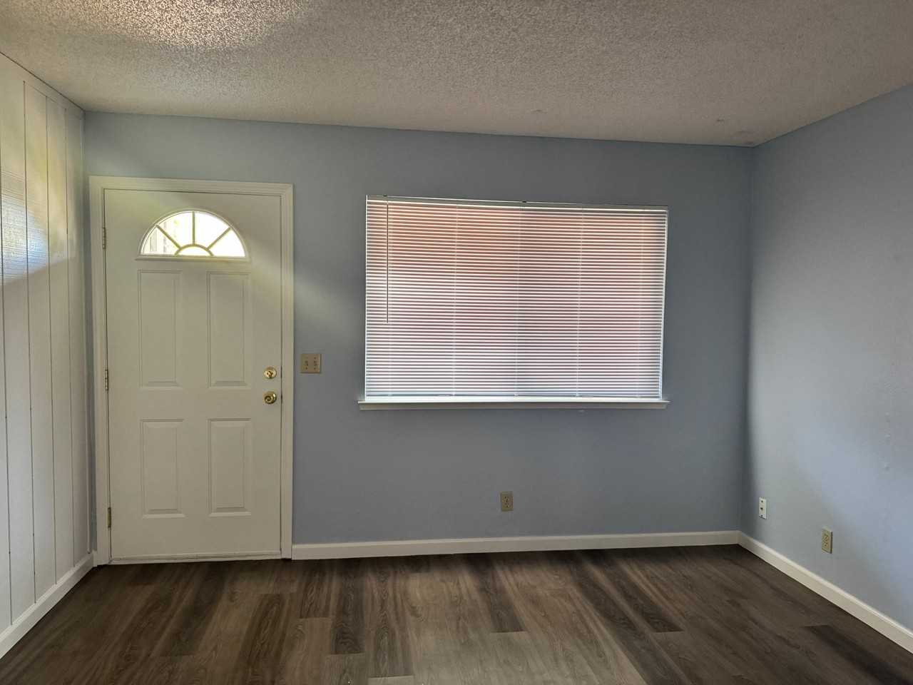 7442 Tierra Way #7442 - Photo 3 of 18