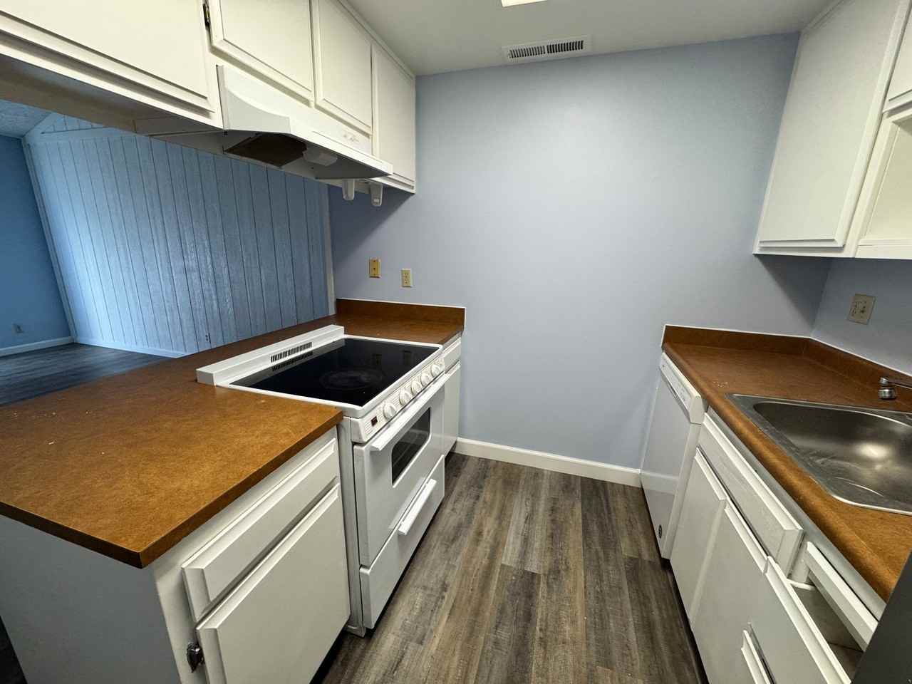 7442 Tierra Way #7442 - Photo 5 of 18