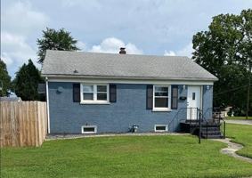 featured image of 3010 E Sycamore St
