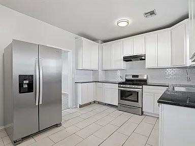 1721 Nw 34th St - Photo 7 of 20