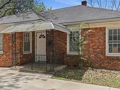 3520 Nw 18th St - Photo 2 of 12