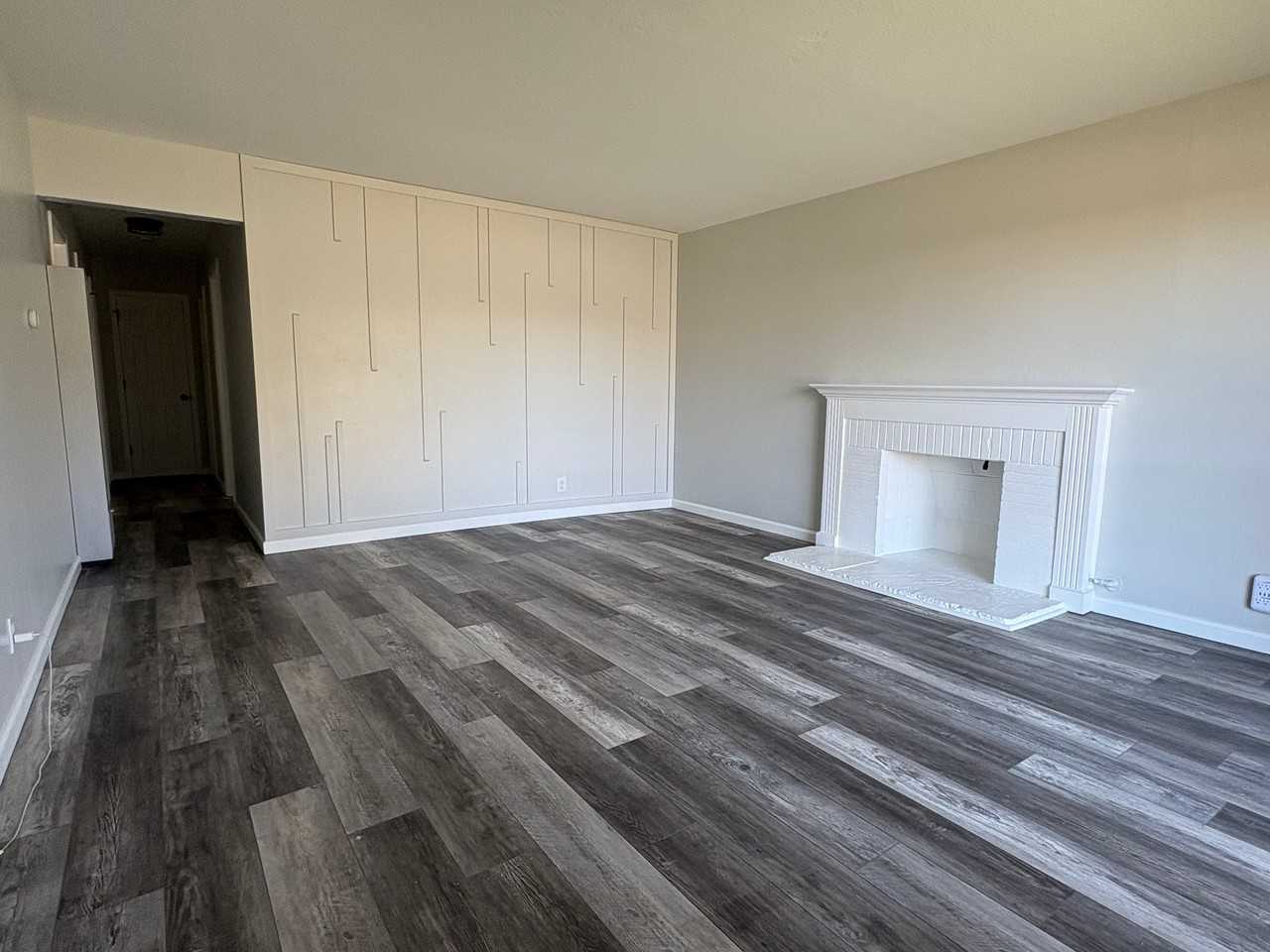 2302 La Salle Dr - Photo 2 of 20