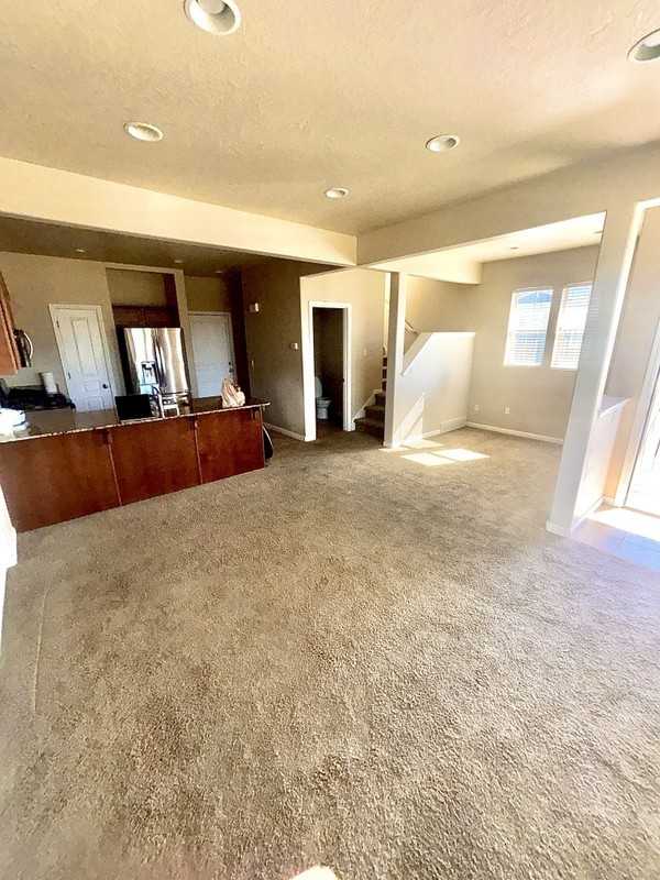 1296 S Mountain Crest Dr #2 - Photo 2 of 19
