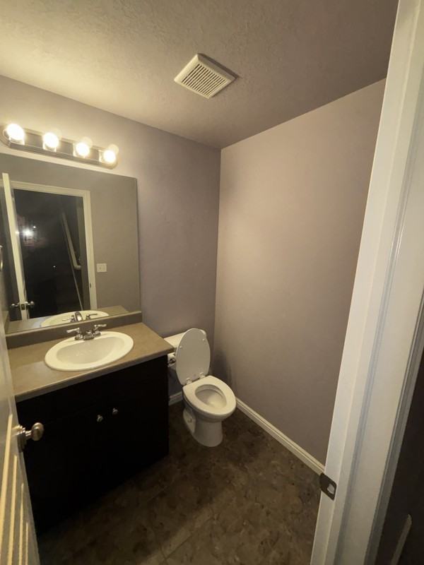 1296 S Mountain Crest Dr #2 - Photo 6 of 19