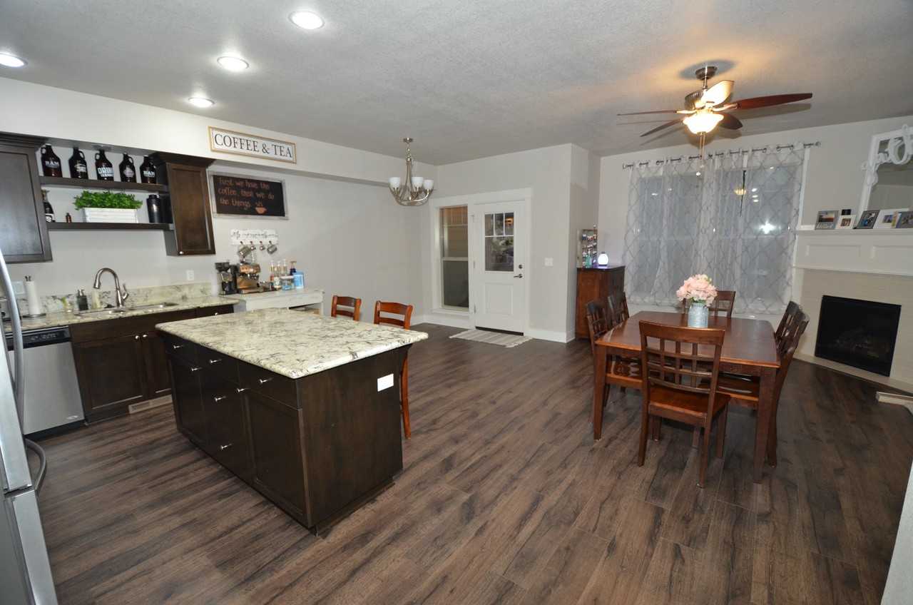 16177 Se Pyrite St - Photo 7 of 24