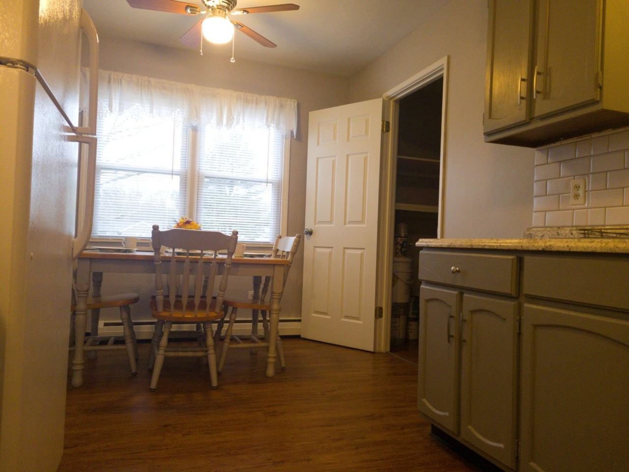3989 S Schenley Ave #2 - Photo 5 of 11