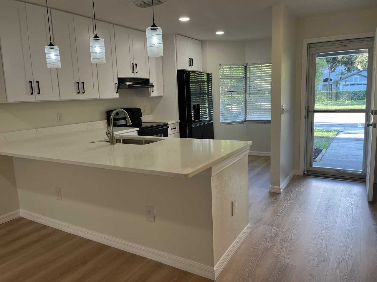 28 Brigton Ct #28 - Photo 3 of 22