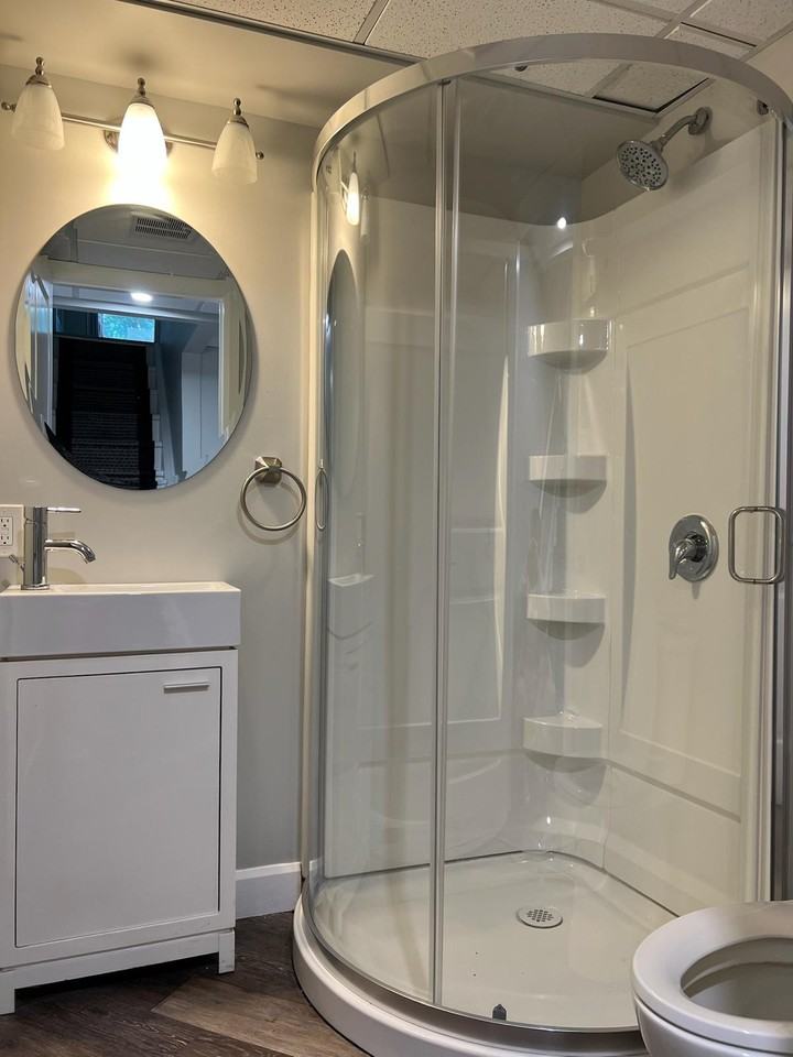 81 Toulon Cres - Photo 6 of 27