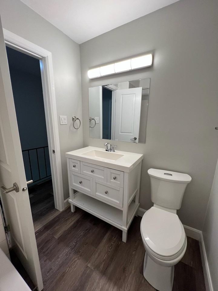 81 Toulon Cres - Photo 7 of 27
