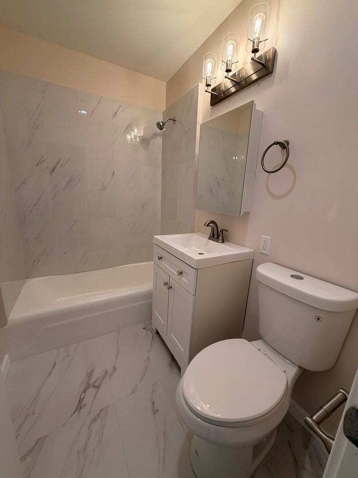 1134 E Doran St #1 - Photo 6 of 10