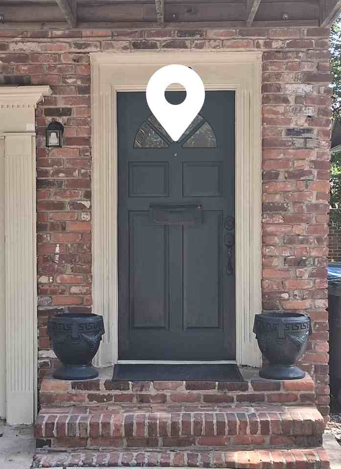 402 Maple St - Photo 2 of 15