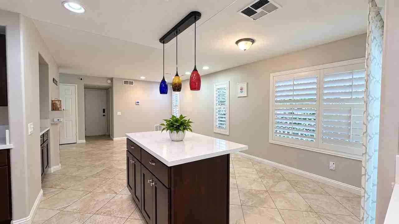 370 S Larkwood St - Photo 6 of 17