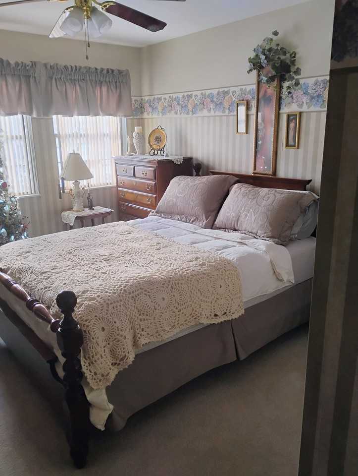 119 N Aspen Ct #2 - Photo 7 of 17