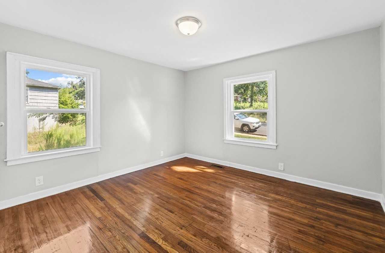 4104 41st Ave N - Photo 5 of 15