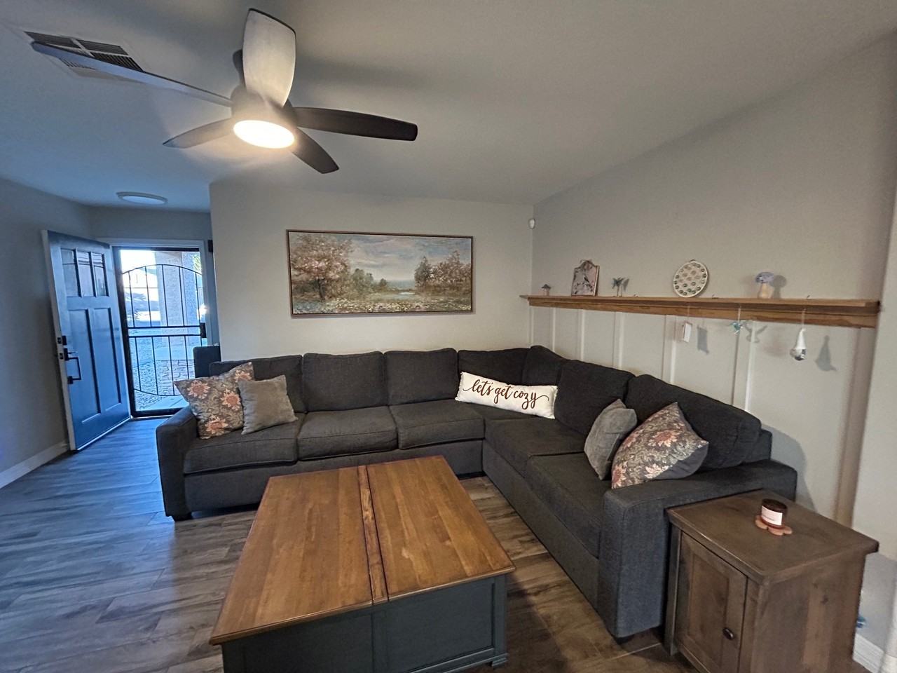 15725 W Post Dr - Photo 3 of 17
