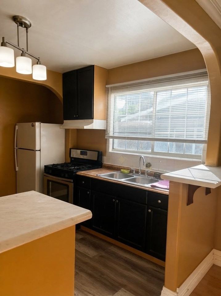 4680 Lincoln Ave - Photo 6 of 15