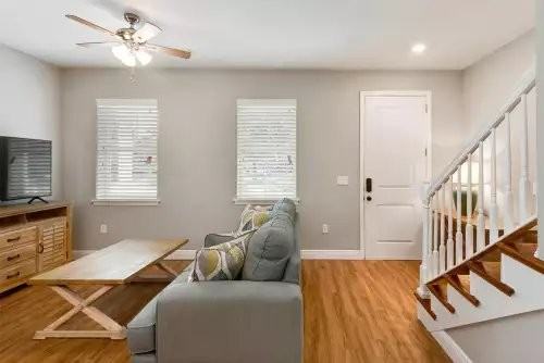 735 Minnesota Ave - Photo 5 of 14