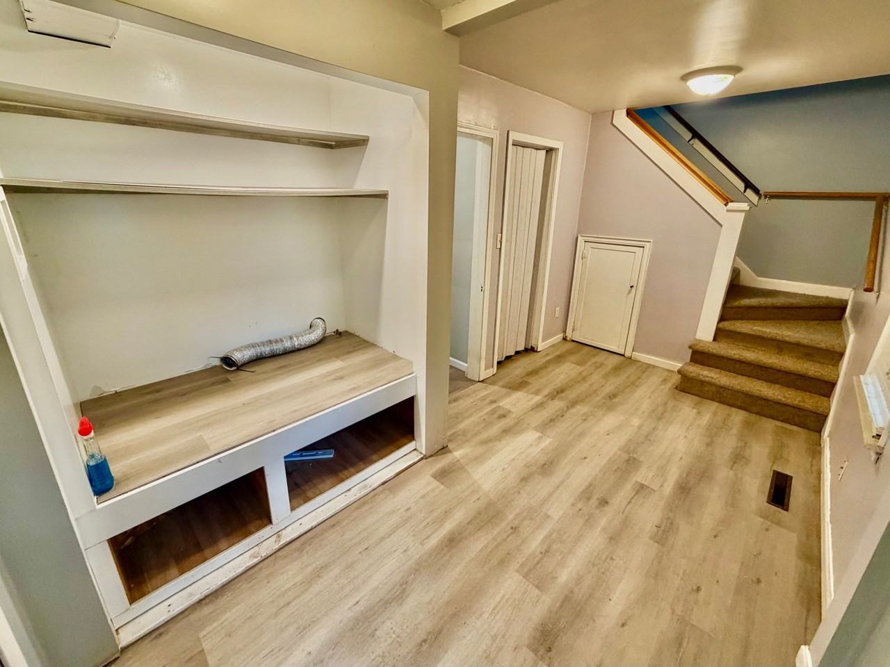 17068 Euclid Ave - Photo 4 of 15