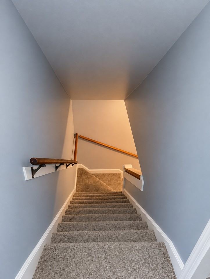 17068 Euclid Ave - Photo 6 of 15