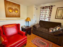 featured image of 3 Q St #C