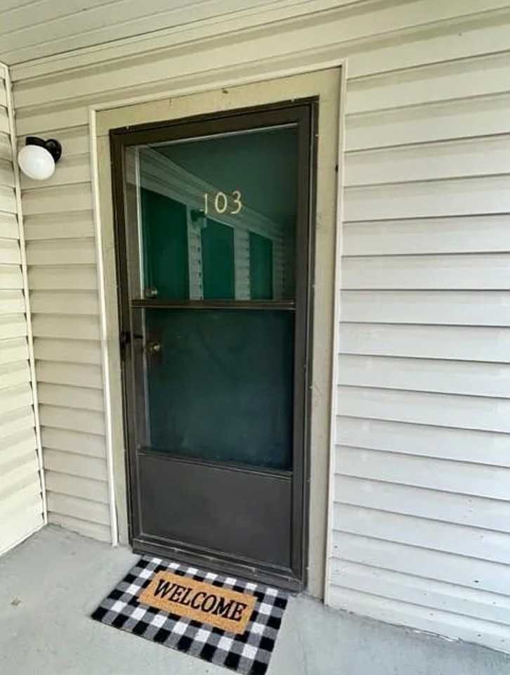 1705 Heatheridge Rd #O103 - Photo 3 of 20