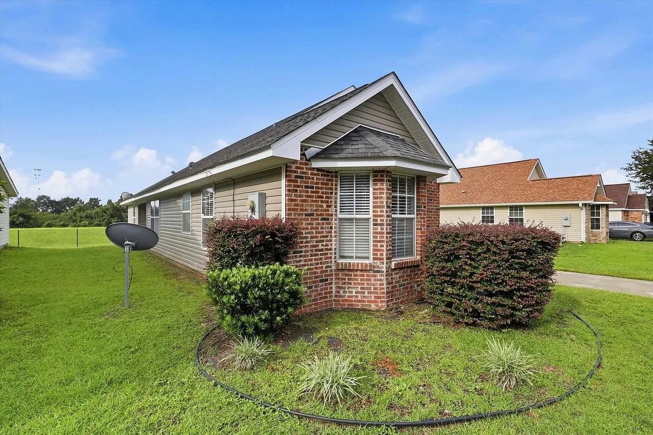937 Saddle Creek Run - Photo 4 of 16