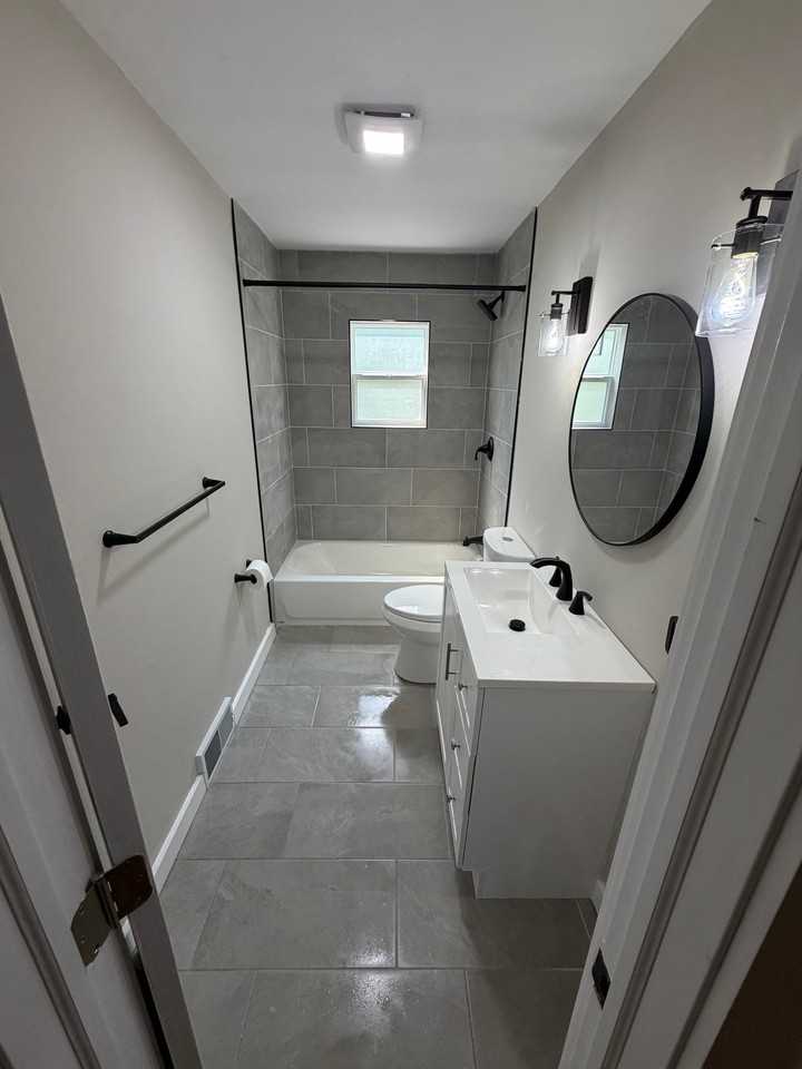 1798 E 337th St - Photo 4 of 11