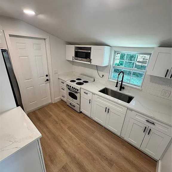 309 E Woodward Ave - Photo 2 of 6