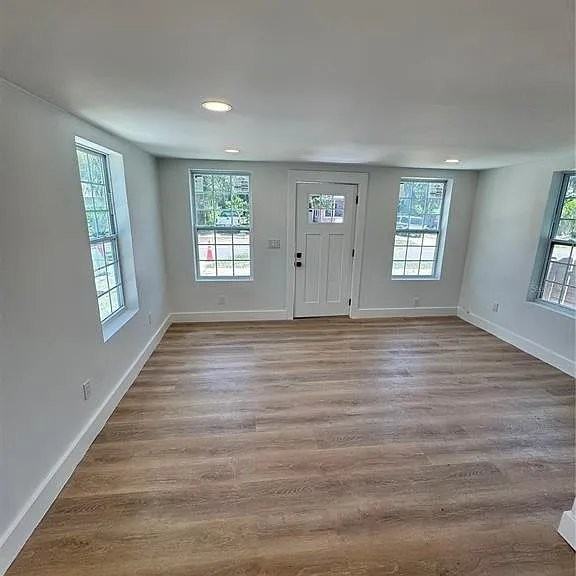 309 E Woodward Ave - Photo 5 of 6