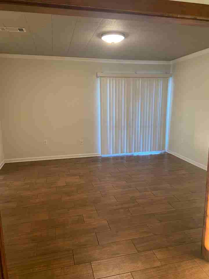 101 Green Lawn Pl - Photo 5 of 25