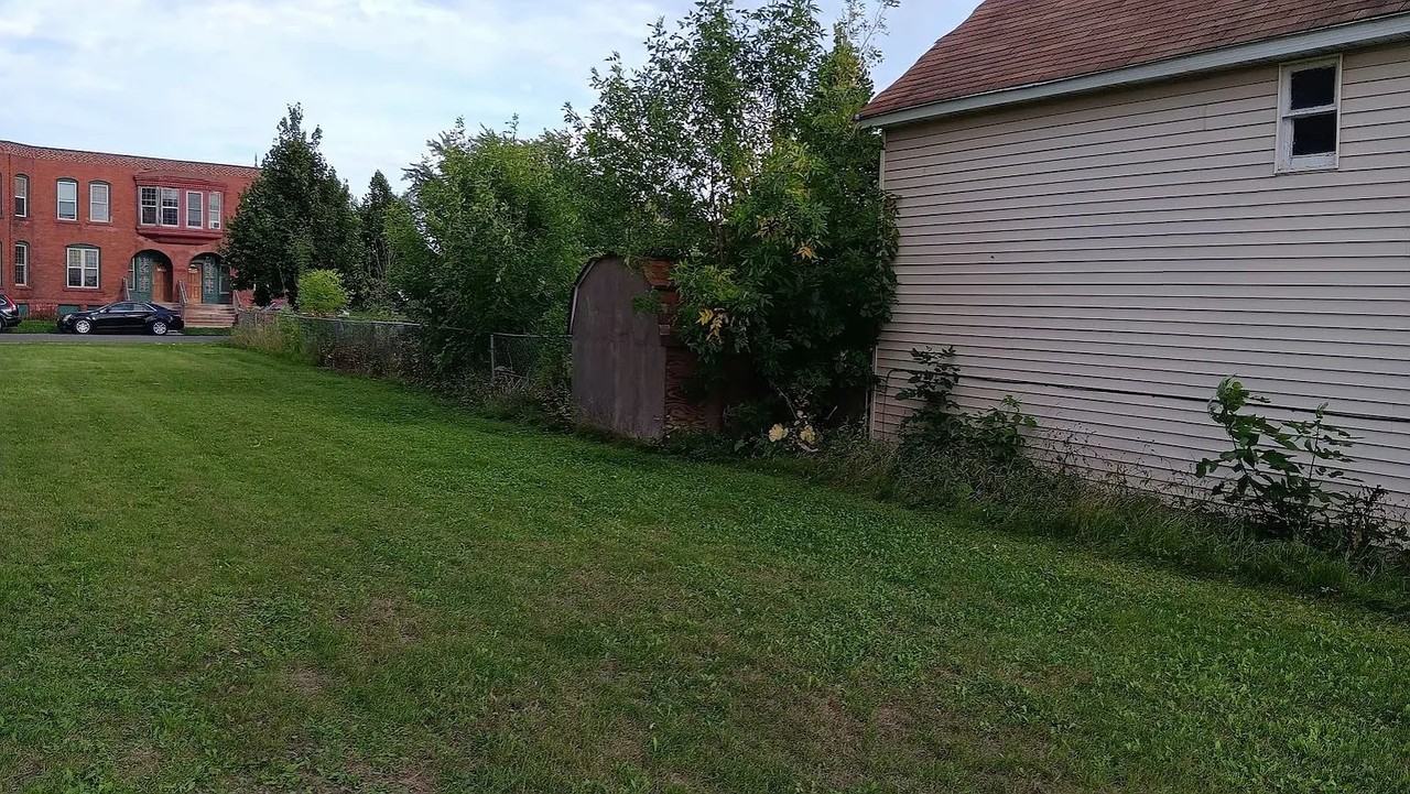 1511 N 13th St - Photo 3 of 20