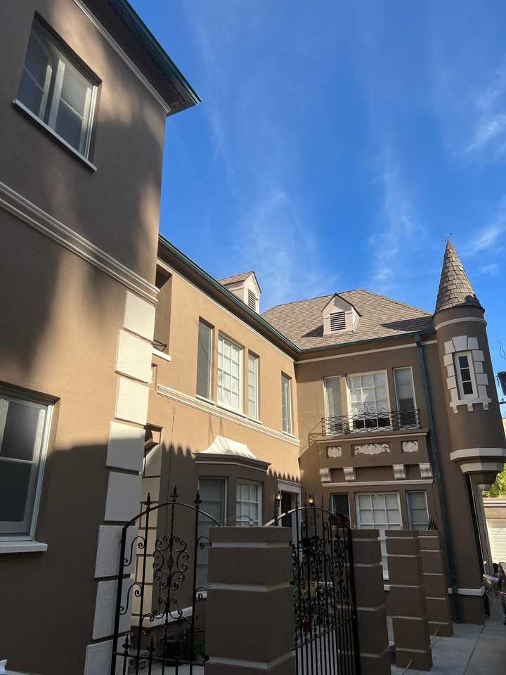 648 S Burnside Ave #650 - Photo 4 of 17