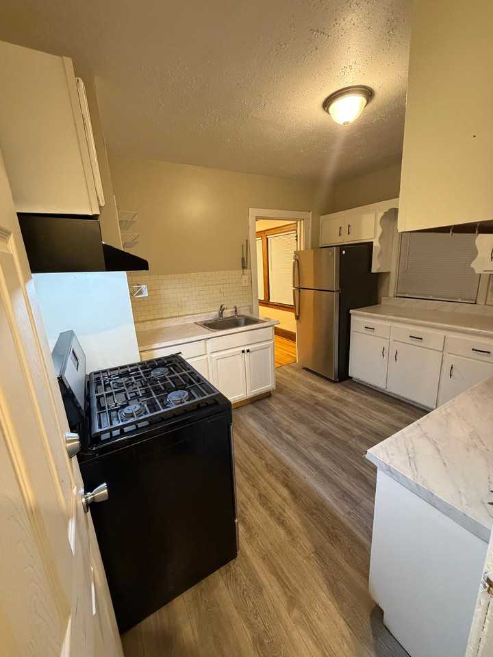 1405 N Church St #1 - Photo 4 of 7