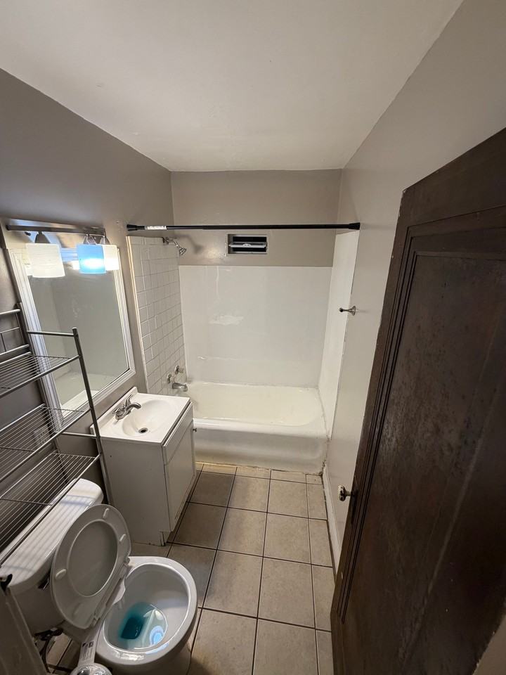 1405 N Church St #1 - Photo 7 of 7