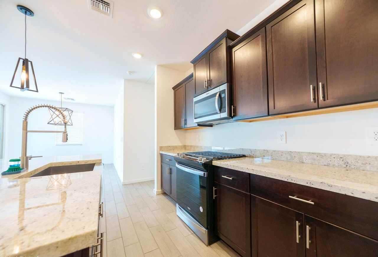 35215 W Marin Ave - Photo 4 of 19
