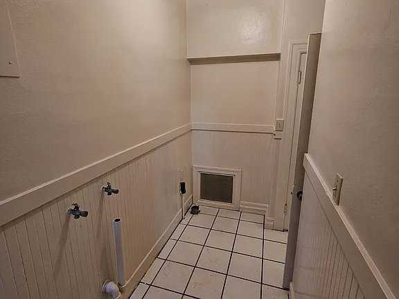 1502 W Walnut St - Photo 6 of 12