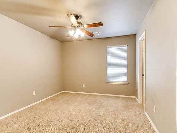 19124 Cottonwood Ct - Photo 2 of 20