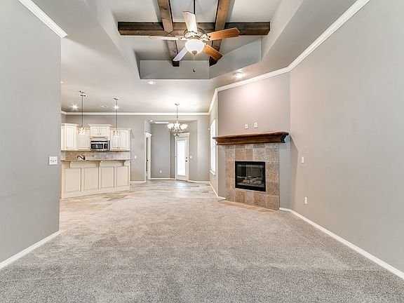 19124 Cottonwood Ct - Photo 3 of 20