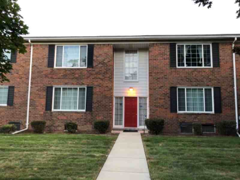 25341 Shiawassee Cir #201 - Photo 2 of 19