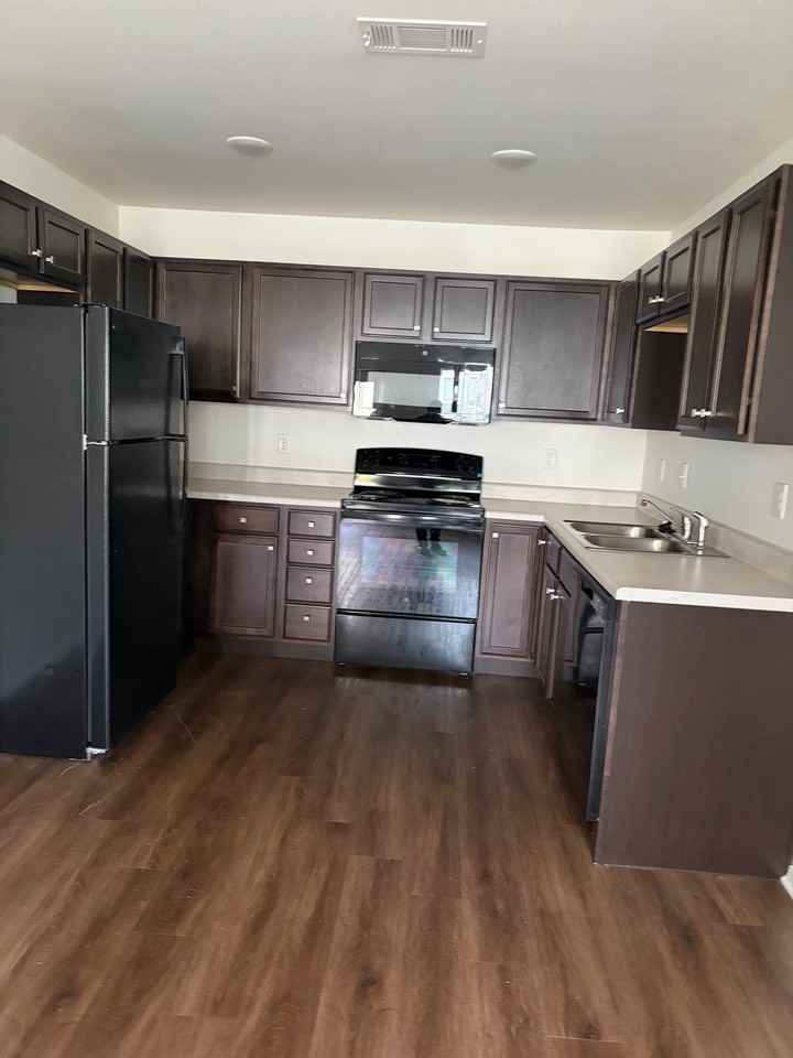 501 Dallas St Sw #8A - Photo 5 of 8