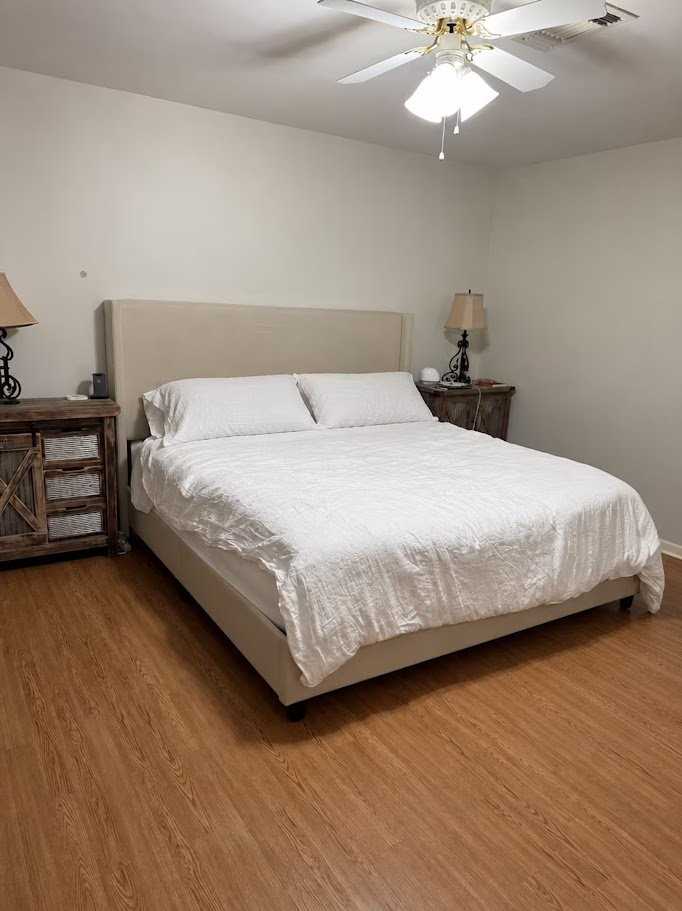 2107 Oakmont St - Photo 5 of 9