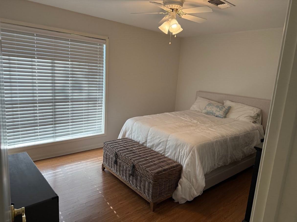 2107 Oakmont St - Photo 6 of 9