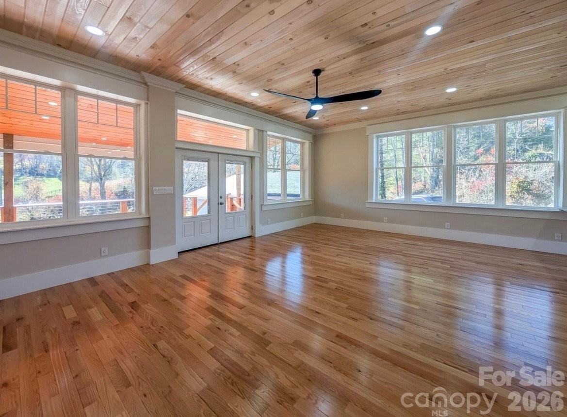 7854 19E Burnsville Nc - Photo 7 of 20