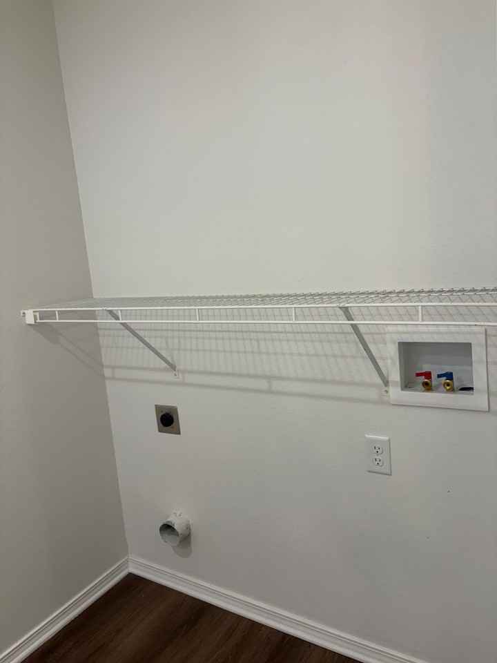 501 Dallas St Sw #4A - Photo 2 of 8