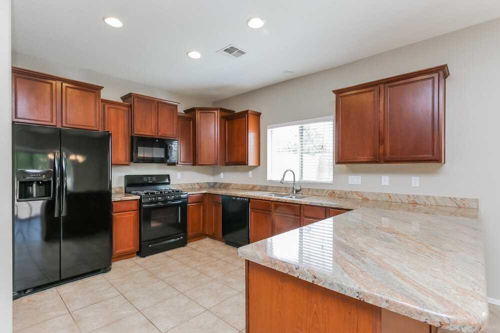 1427 E Megan Dr - Photo 7 of 16
