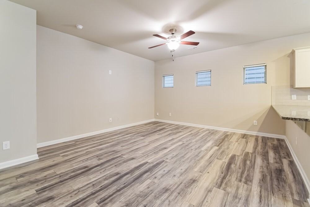 163 Preserve Dr - Photo 4 of 17