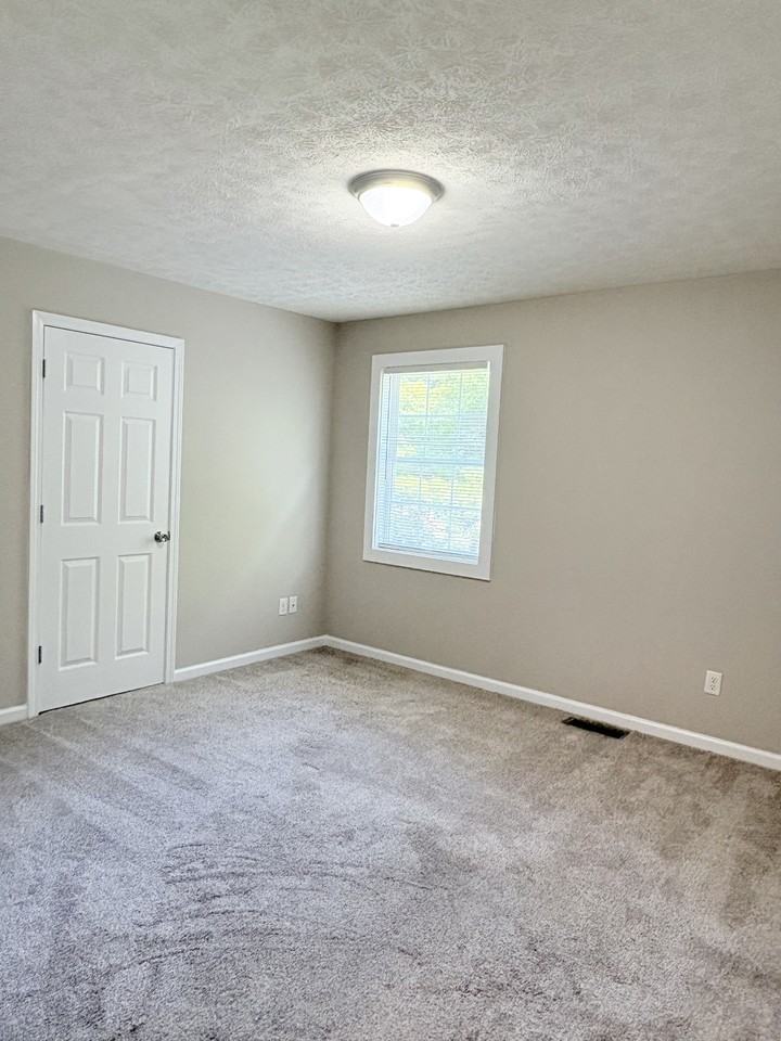 110 Bright St #C - Photo 7 of 14